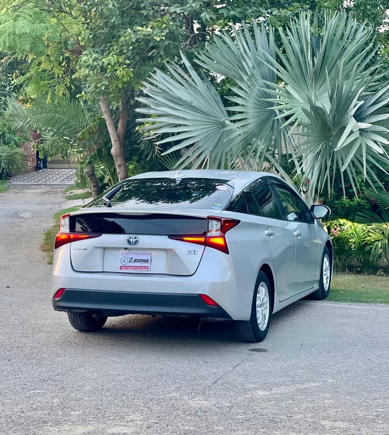 Toyota Prius 2021New Shape S Touring Package 8