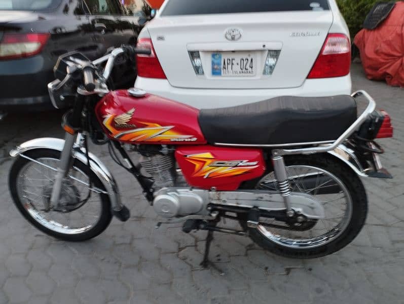 honda 125 is in good condition no any work required first owner bike 3