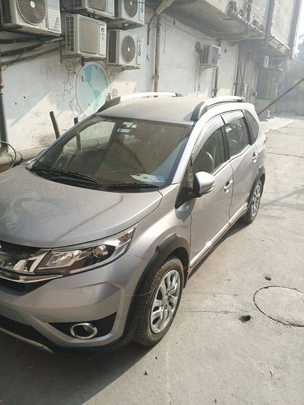 Honda BRV for rent 0