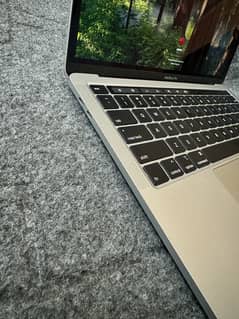 MacBook Pro 2020 | 16/512 | Fresh piece