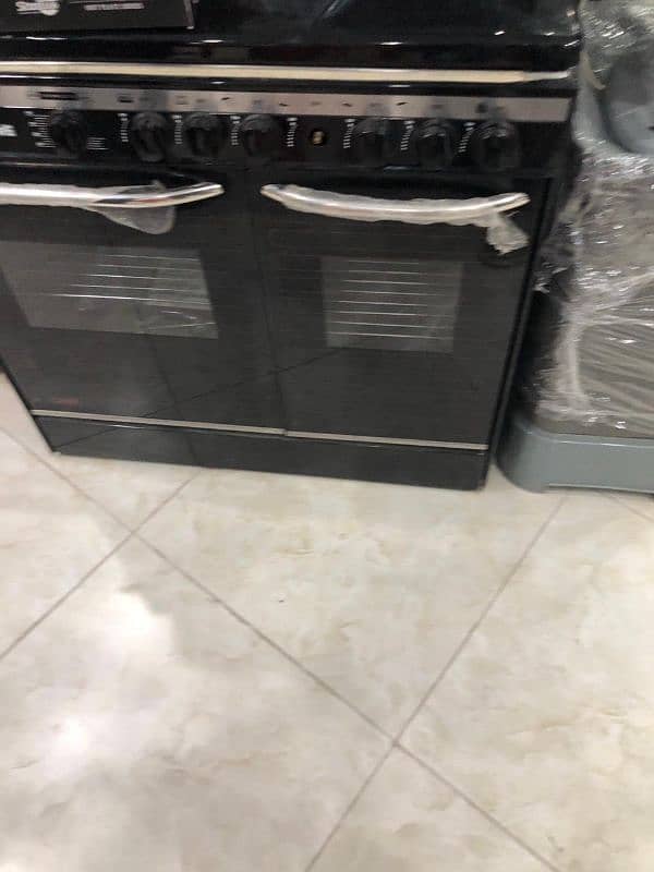 Care Cooking Range With Microwave Oven & Burner 4