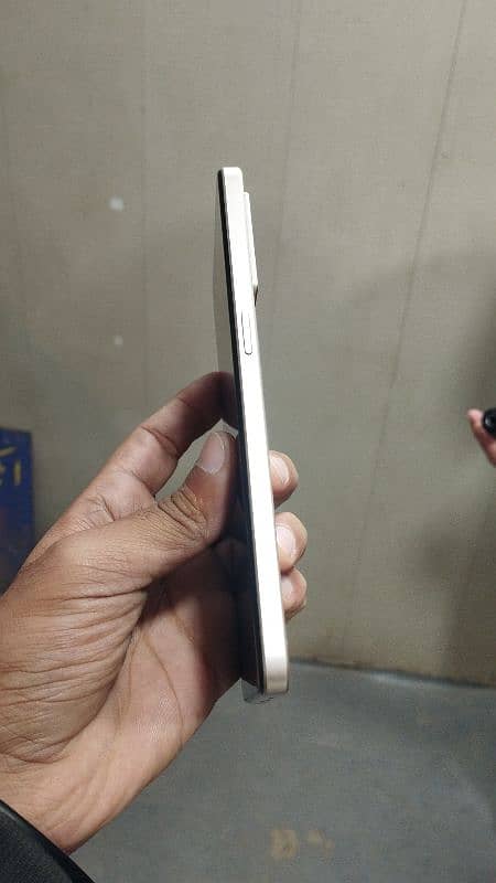 Oppo F21 pro 8/128 with Box never open and repair 5