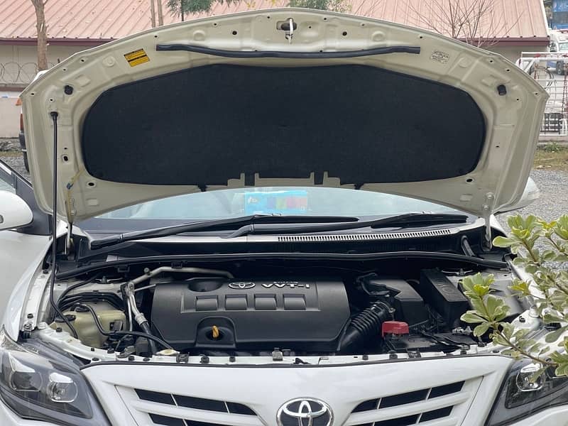 Toyota Corolla Altis Sr 2014 0