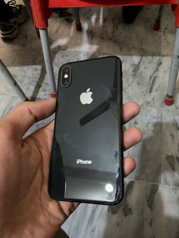 iphone xs 2