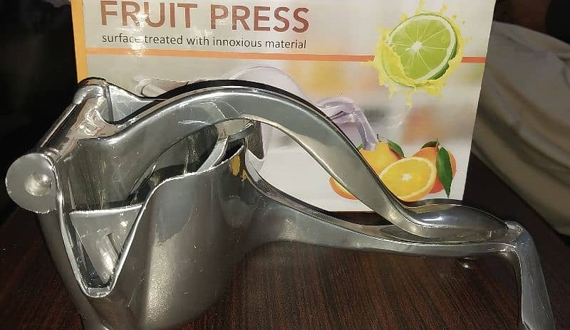 Fruit press 1