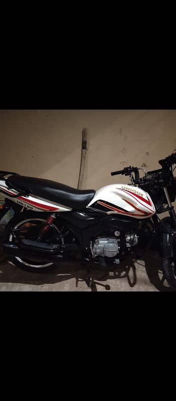 100cc70 se bhi km petrol he ok bayk call 03318388371 4