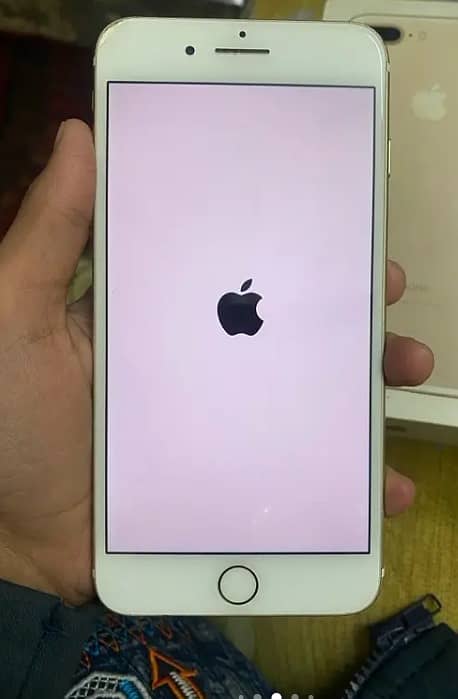 Apple iPhone 7 Plus 1