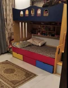 triple bunk bed