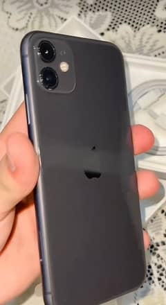 iPhone 11 black