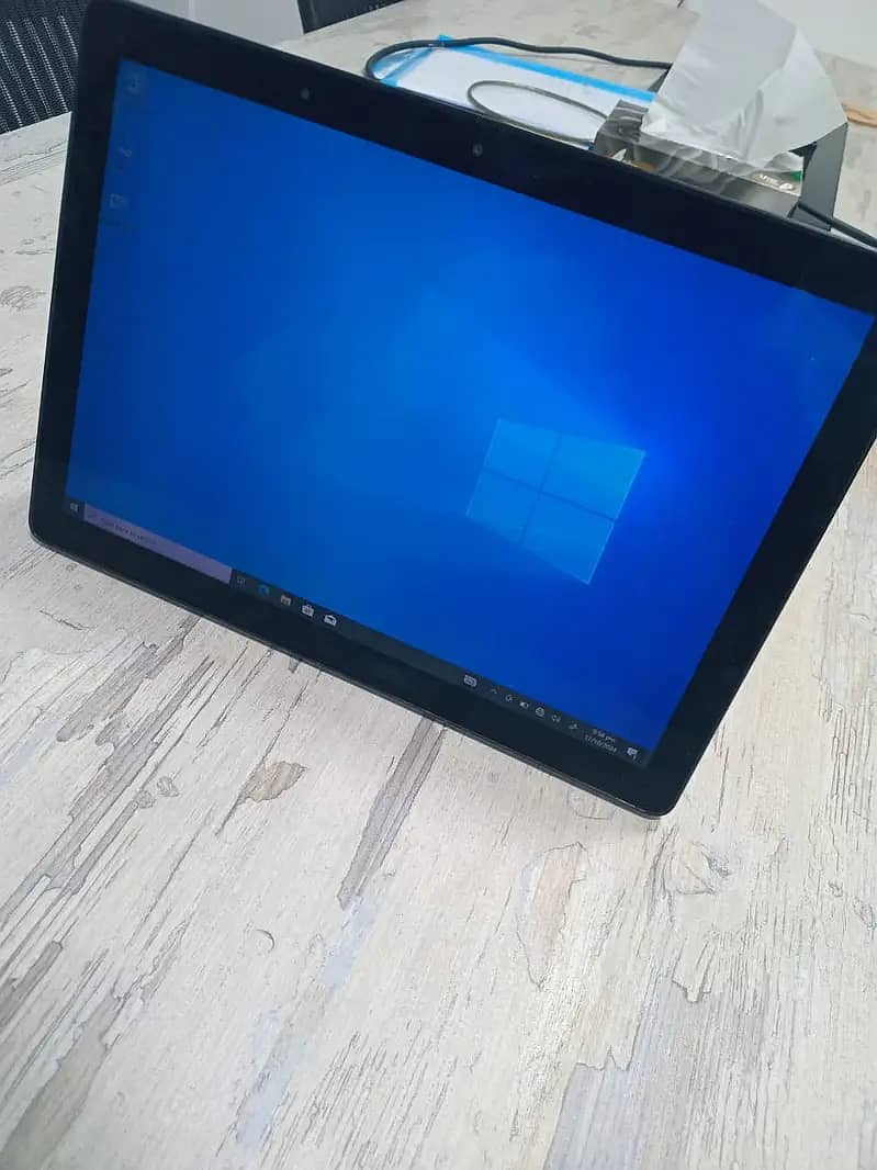 Dell Latitude Core i 5, 8th Generation 10