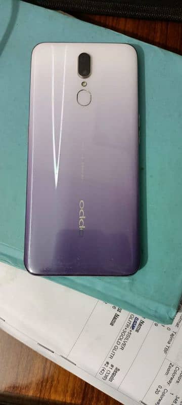 oppo F11 3