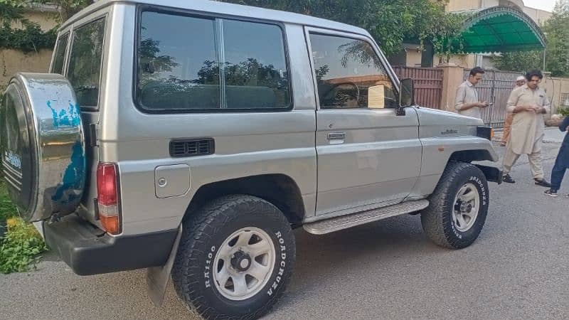 Toyota Land Cruiser 1986 0