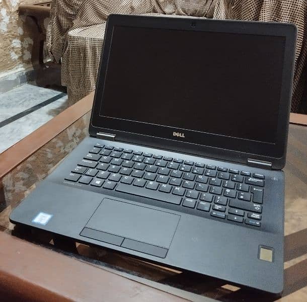 Dell Latitude E7270 6th Generation 1