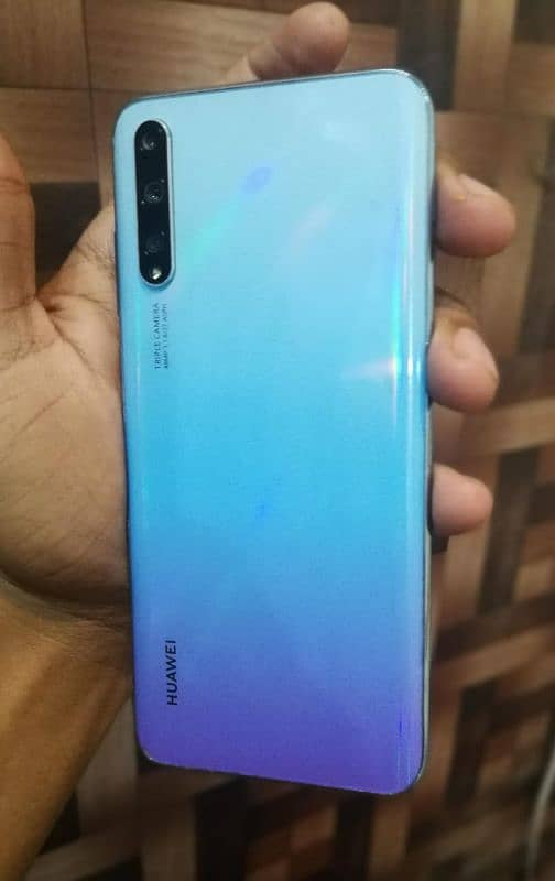 Huawei y8p Amoled display 128GB No open No Repair 4