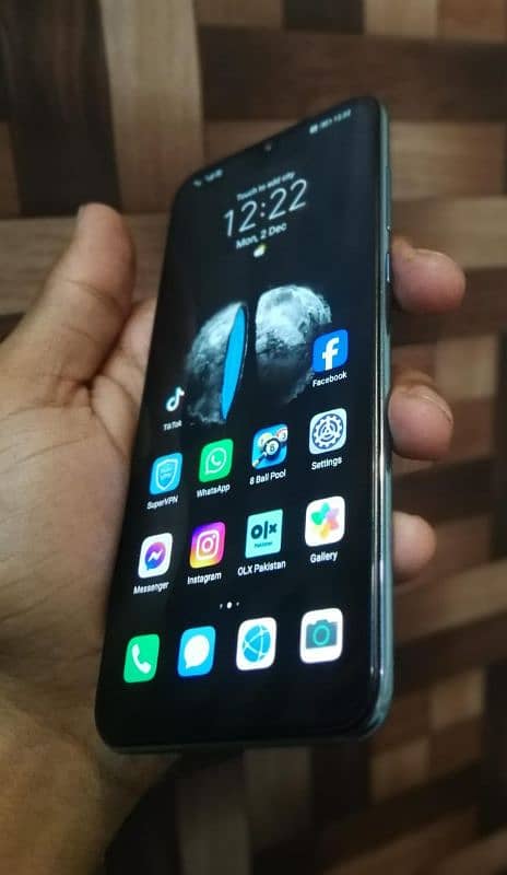 Huawei y8p Amoled display 128GB No open No Repair 5