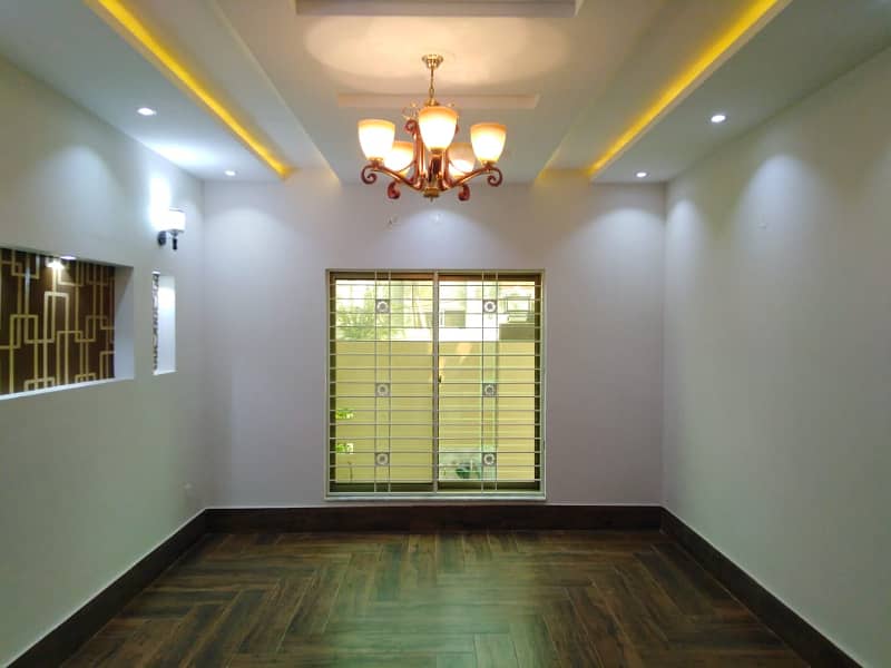 7 MARLA LIKE NEW HOUSE FOR RENT IN SECTOR D BAHRIA TOWN LAHORE 4