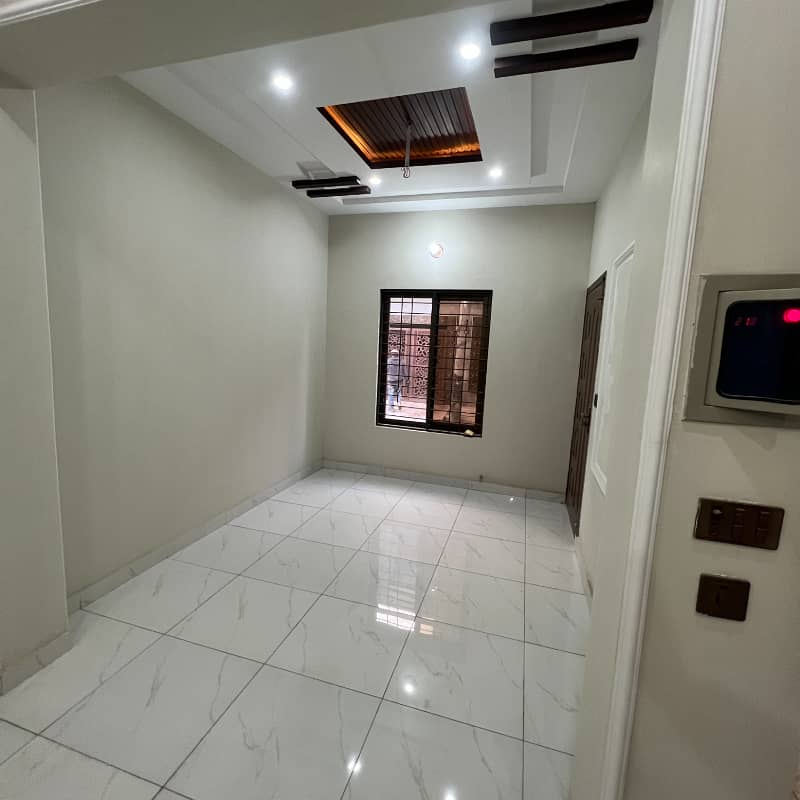 3 marla brand new modern style house for sale, Lahore medical housing scheme phase 2 main canal road Lahore 4