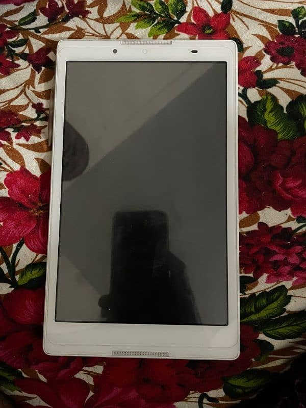 lenovo tab for urgent sale. 1