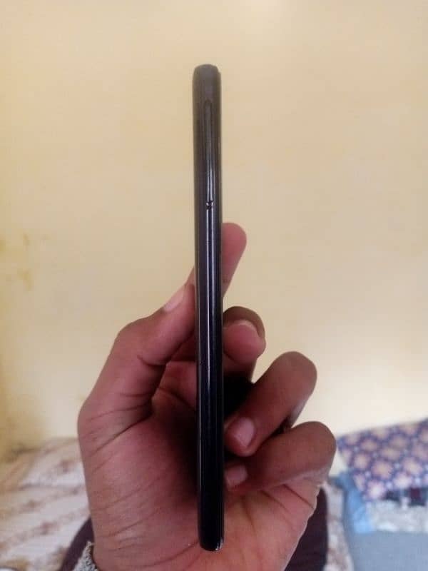 Samsung a41 used but in good condition 3