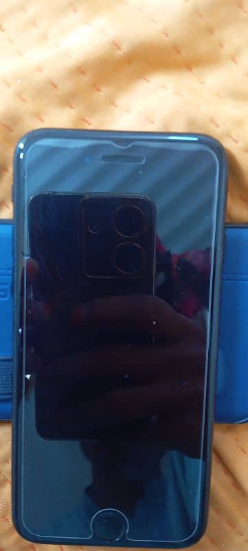 Rs. 40000 iPhone SE 2022 3rd gen non pta 2