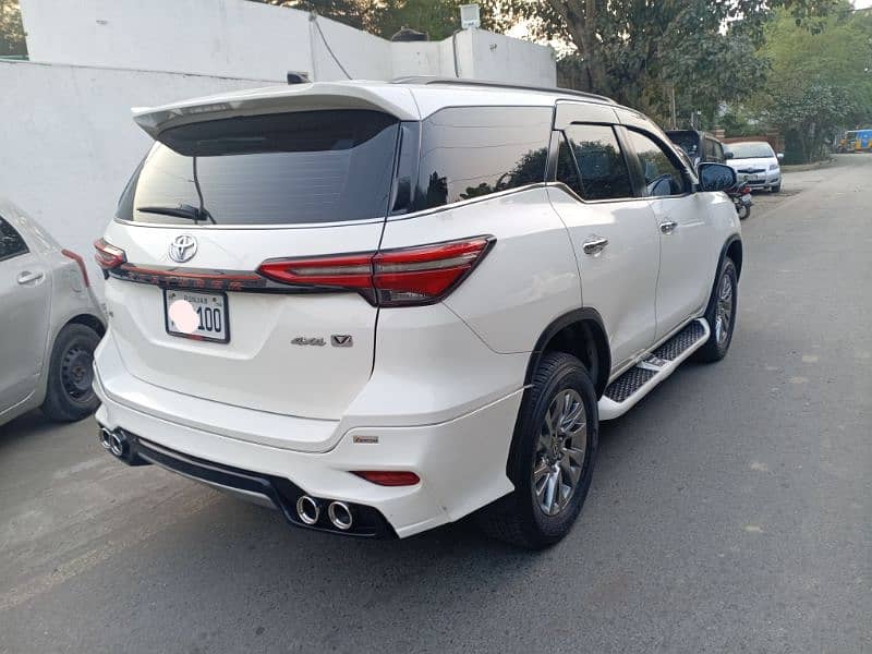 Toyota Fortuner 2021 new shape 8