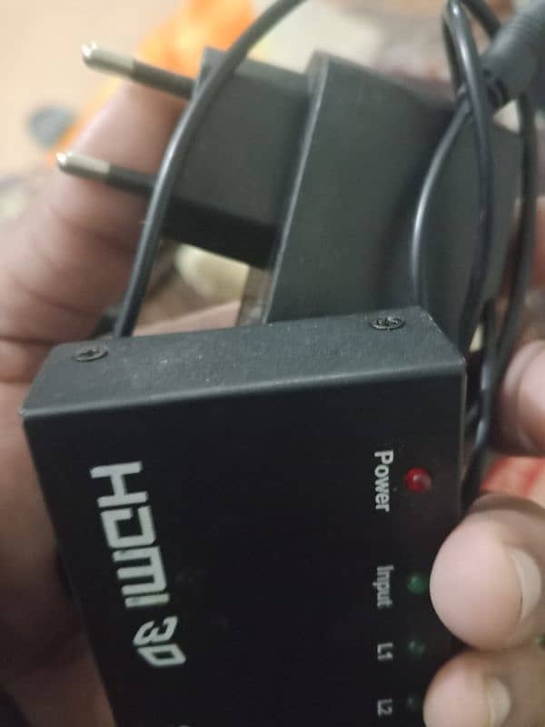 HDMI sapliter 1