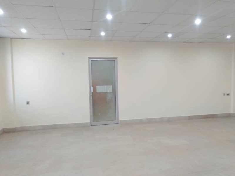 360 Sq Ft Ready Office Available For Rent At Different Location Of Faisalabad 6