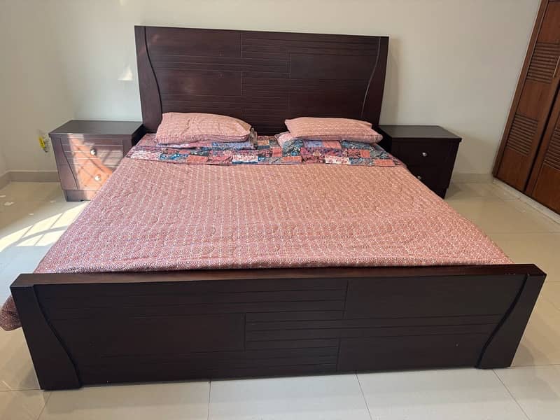 Double bed /side tables with dressing table & mattress 0