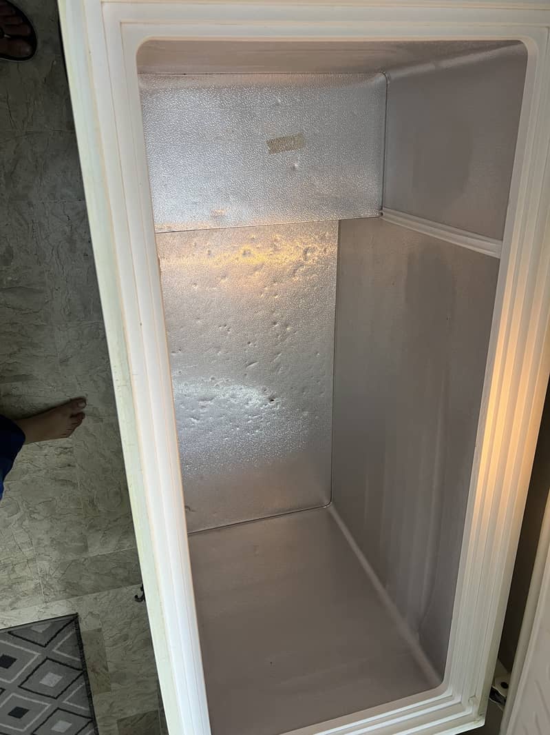 WAVES FULL SIZE DEEP FREEZER FOR SALE 5