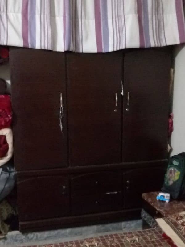 Wardrobe for sale urgent 3