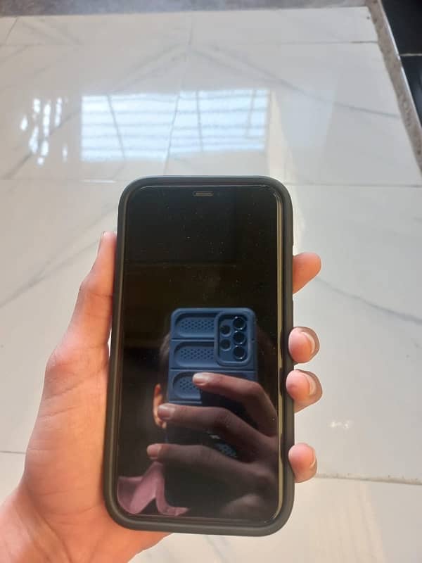 iPhone 11 all ok WhatsApp number 03352802620 2