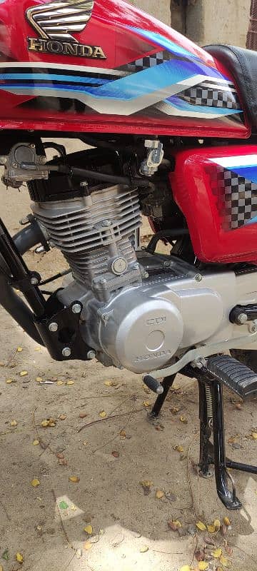 Honda 125 2024 new condition 8