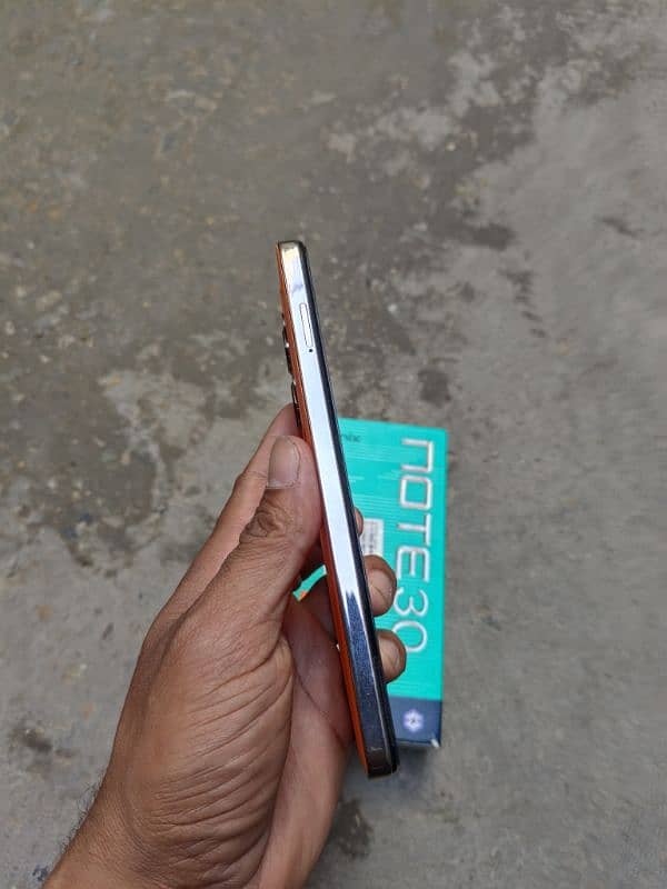 infinix Note 30 with Box 16/256 9