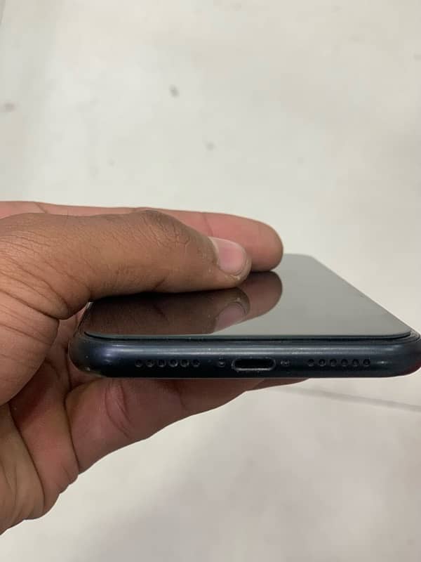 i Phone xr for sale 5