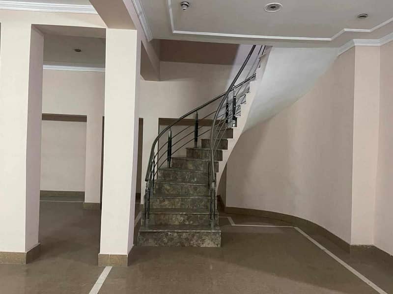 12 Marla Independent House For Rent In Johar Town only For Silent Office 4