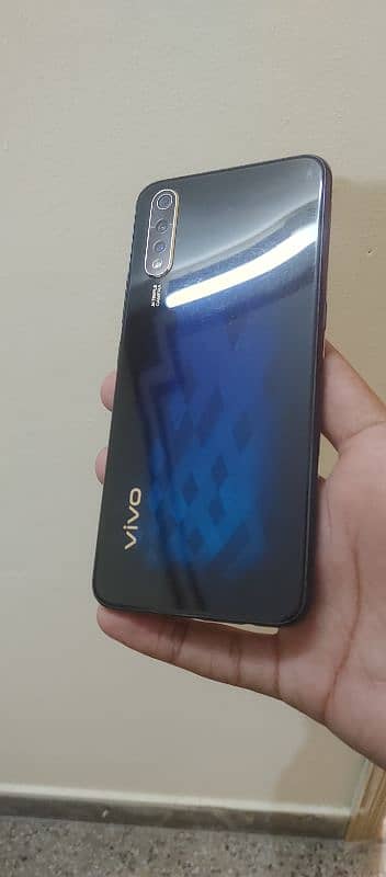 vivo s1 super amloed display (4/128) orginal 100% 4