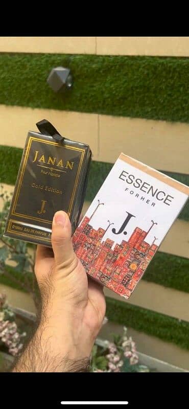 pack of two J. ESSENCE & J. Janan 2