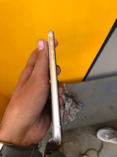 i am selling i phone xr non pta