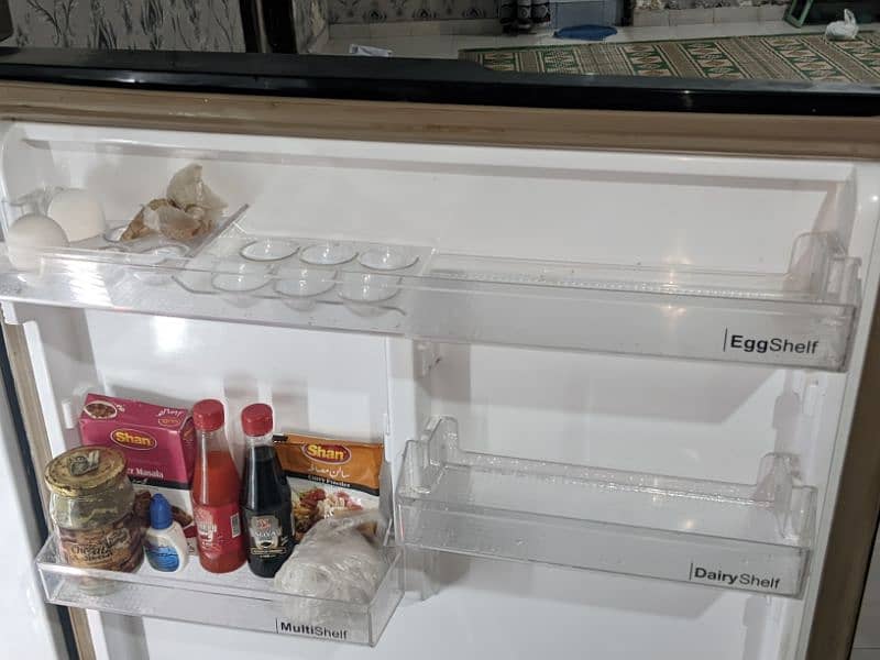 model 91999 chrome fridge with deef freezer 4