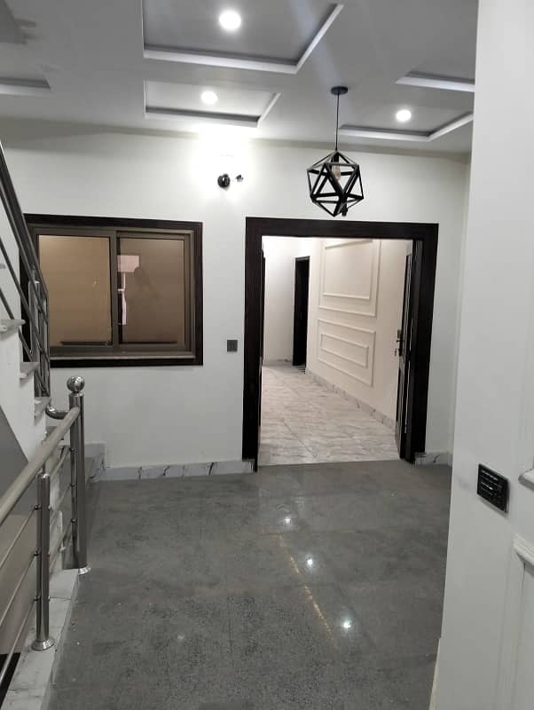 Brand New Office Two Rooms attach bath kitchen Abbot Road near Shaheen Complex Lahore 1