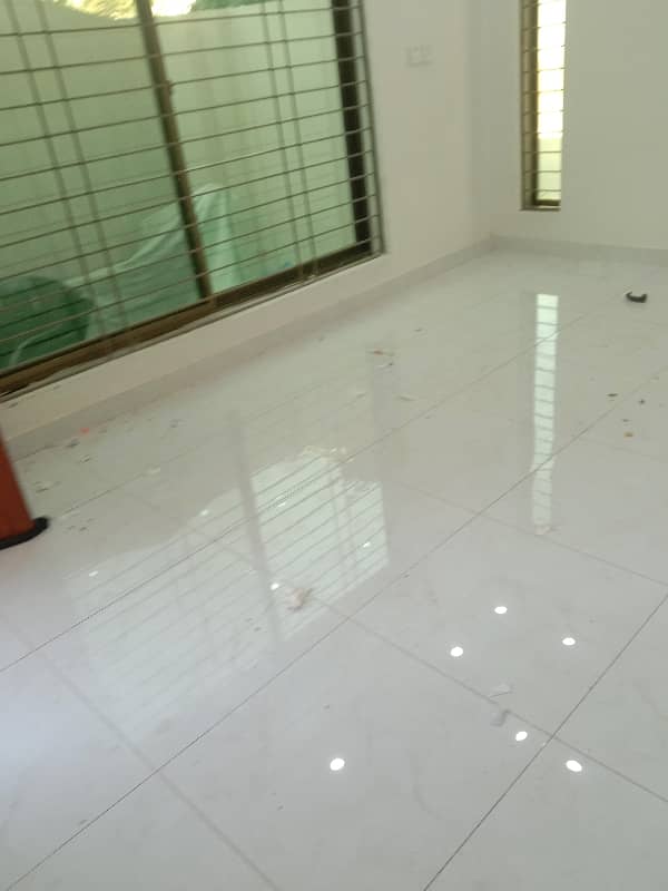 5 marla upper portion for rent in topaz block 7