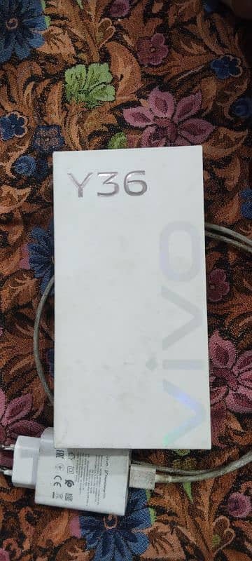 vivo y38 256 gb rom 8+8 ram 4