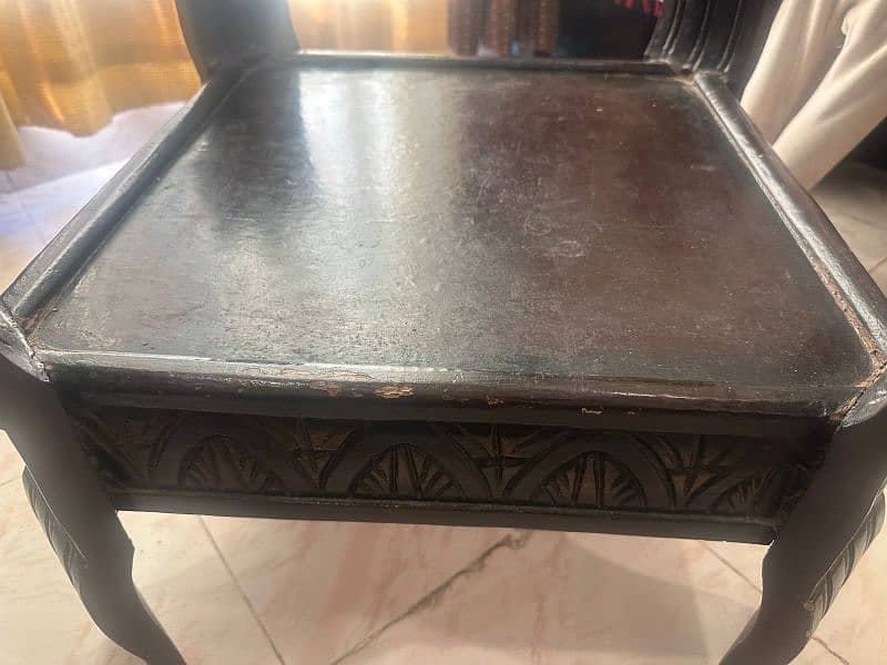 center table or side table  size 2*2 1