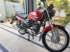 Yamaha YB125Z - 2017 Model - Red Color - Very good condition