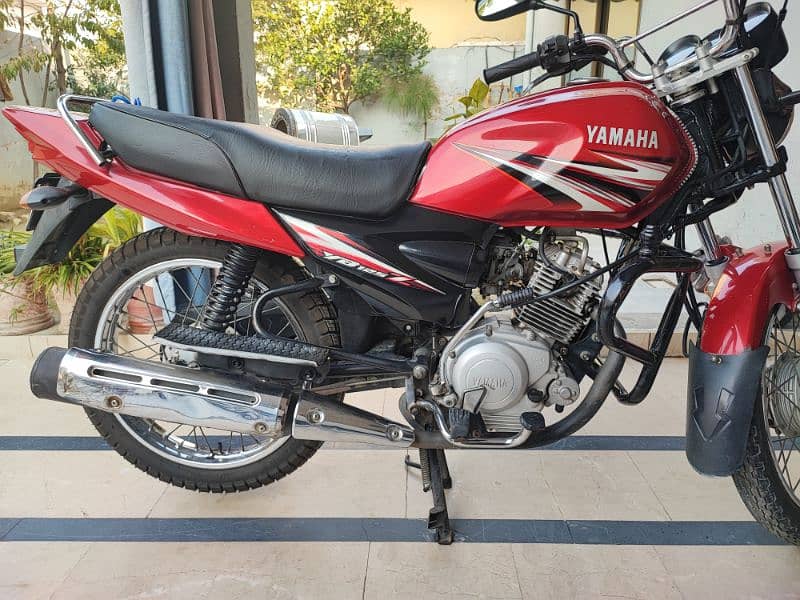 Yamaha YB125Z - 2017 Model - Red Color - Very good condition 1