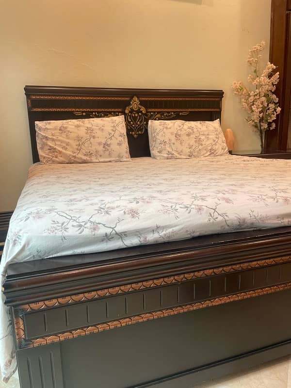 wooden king size bed set 4