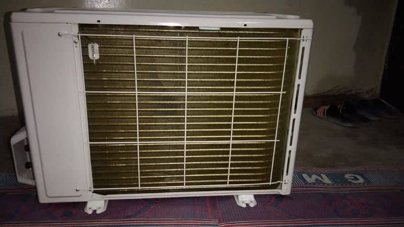 Dalance 1 ton DC inverter ( heat & cool ) only 5 month use 8