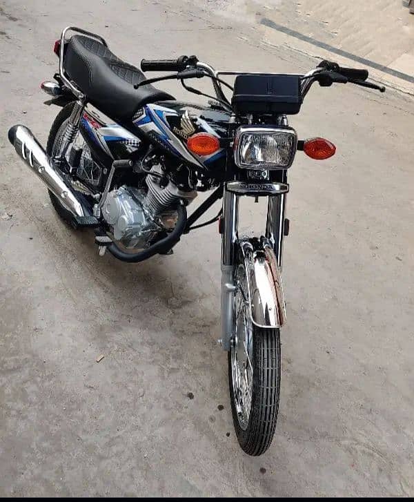 Honda 125 2025 Black model registered Bike 3