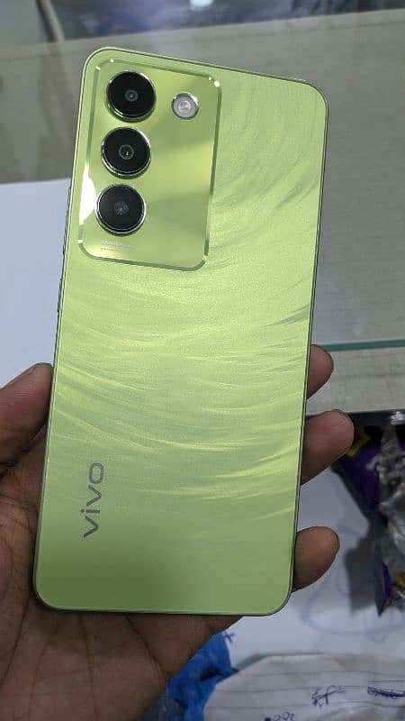 vivo Y100 6