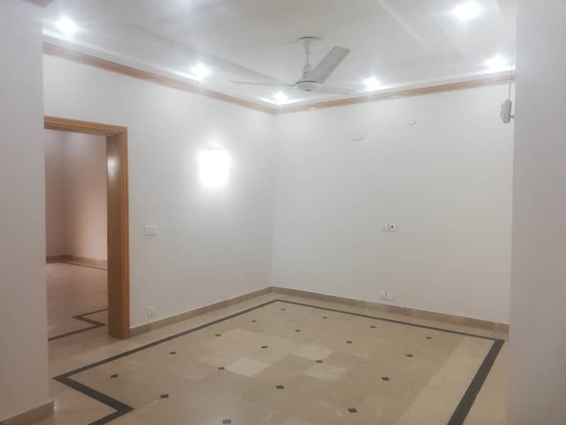 10 MARLA UPPER PORTION FOR RENT IN SECTOR C BAHRIA TOWN LAHORE 0